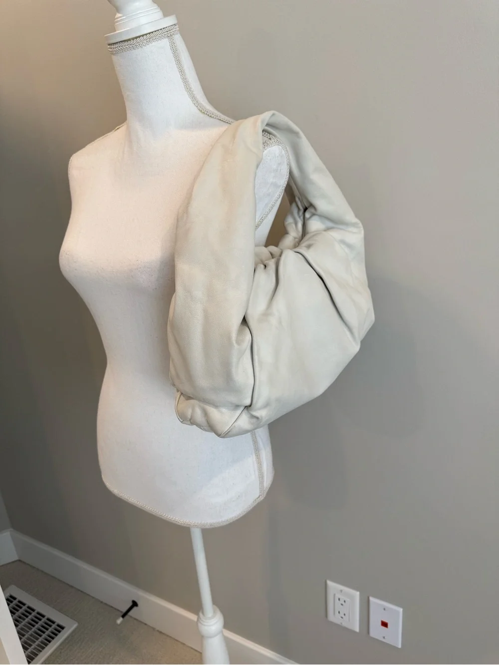 Bottega Veneta The Shoulder Pouch hobo